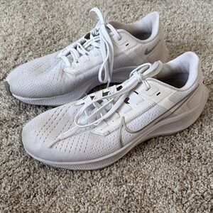 Nike Women's White Athletic Sneakers